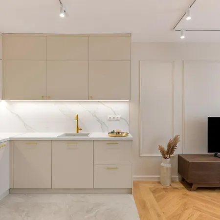 1bd Modern Serenity In Azur Delux Complex By Flat Mаnаger アパート セインツ・コンスタンティン＆ヘレナ